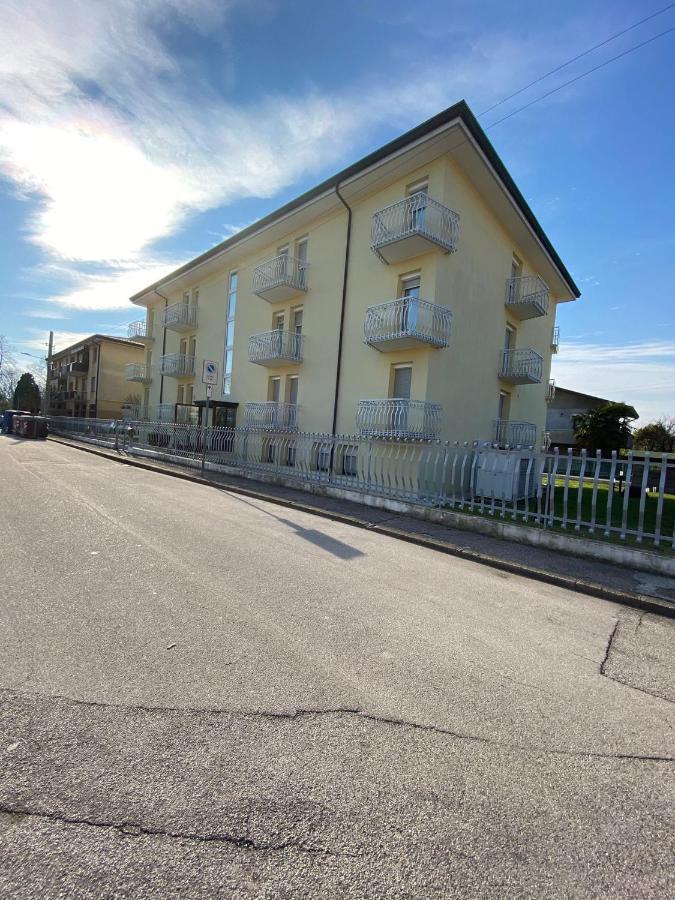 Casa Vacanze Paolo VI ปาโดวา ภายนอก รูปภาพ